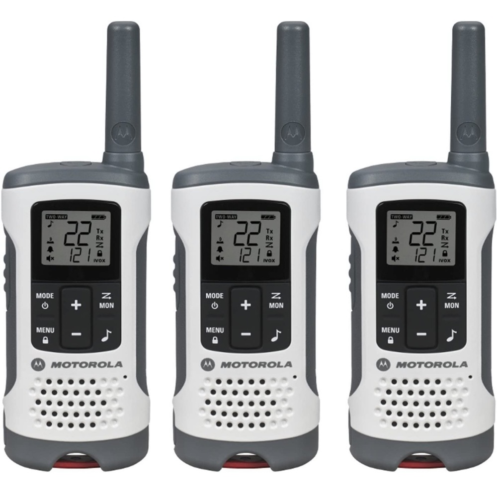 3 Pack of Motorola T260TP two way radios (walkie talkies) New in box.
